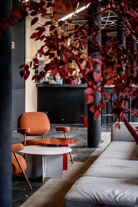 In Yue Cafe: A Masterpiece of Spatial Aesthetic