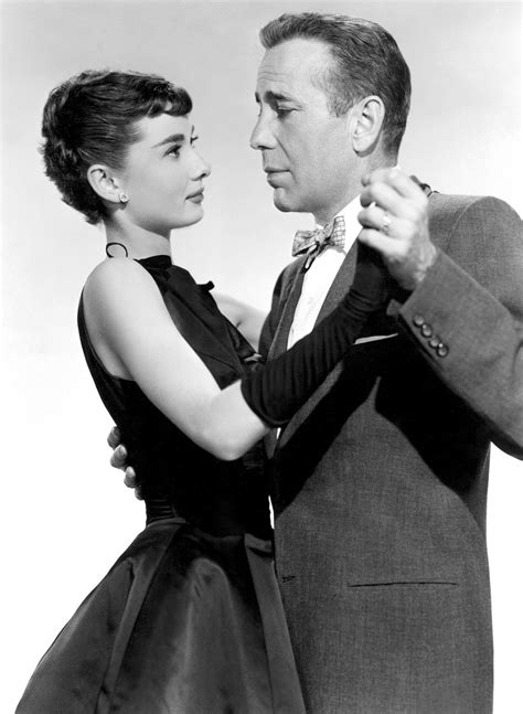 30 Amazing Behind the Scenes Photos of Audrey Hepburn From the Making ...