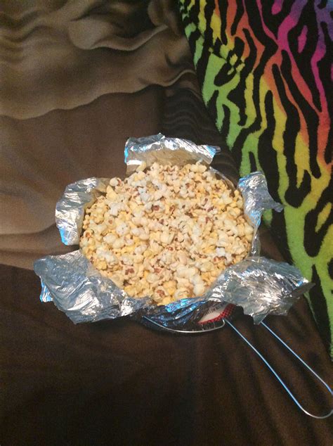 Homemade jiffy pop popcorn!!!!!!!🌽🎛 | Cute food, Food, Pop popcorn