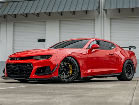 Chevrolet Camaro ZL1 6th Gen Red Forgeline GS1R Beadlock | Wheel Front