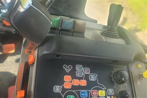 Kein Winterdienst: Case IH CVX 145 Traktor für 88.060 Euro | agrarheute.com