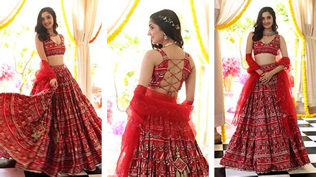 Lehenga Colors for Fair Skin - Find Your Perfect Shade | Aachho