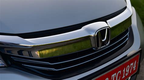 Honda Accord Hybrid 2016 STD Exterior Car Photos - Overdrive