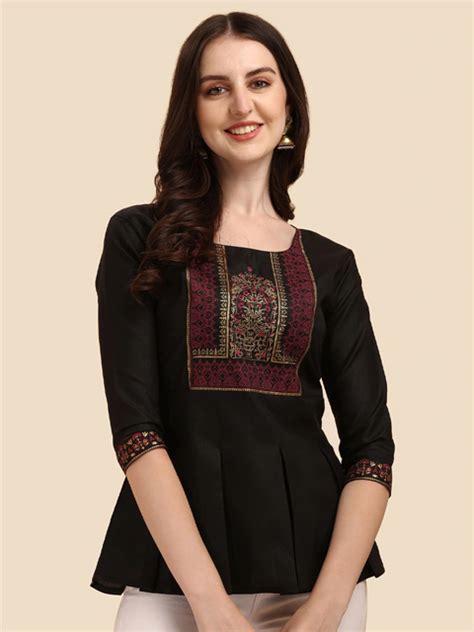 Black Floral Embroidered Kurti