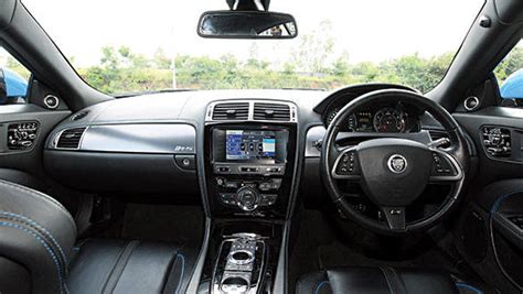 2014 Audi RS5 vs Jaguar XKR-S in India - Overdrive