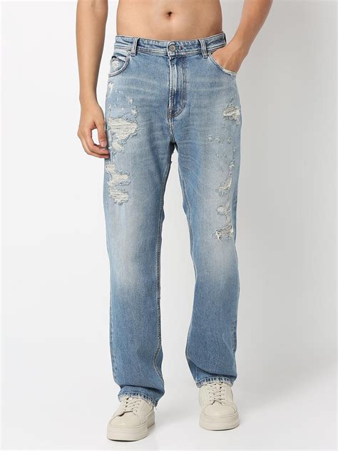Men's Distressed Light Wash Loose Fit Jeans