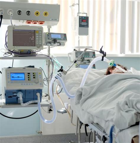 Aastha Nursing & Praramedical College Kanpur