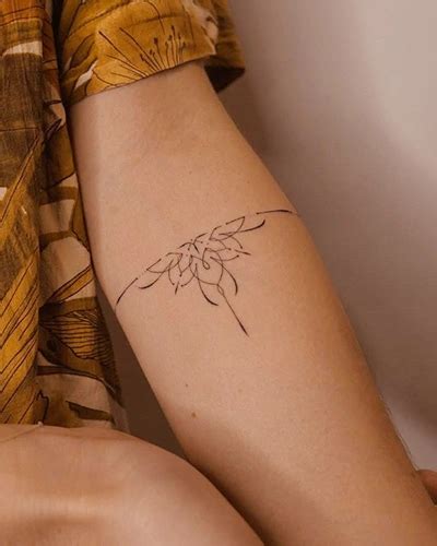 Best Hand-Poke Tattoos in Delhi, India|Handpoke/Stick Poke tattoo in ...