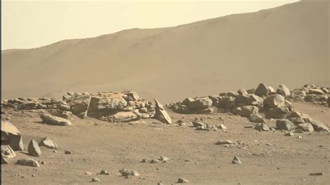 给力！我们人类的火星探测器拍了很多张火星表面图_新浪新闻