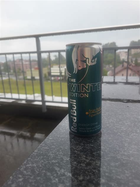 Alani Nu has a hard seltzer(12x12oz aluminum cans - USA) : r ...