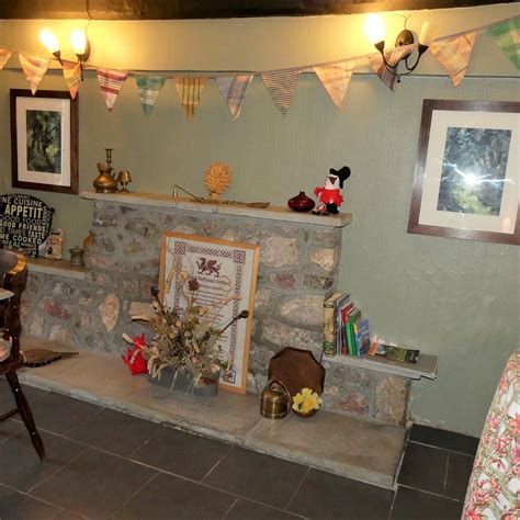 NEW FARM BARRY (Rhoose) - 2025 Hotel Reviews, Photos, Rate Comparison ...