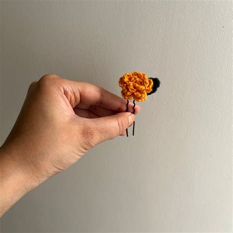 Marigold Crochet Hairpins – Ikriit'm