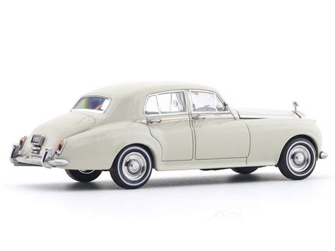 1955 Rolls-Royce Silver Cloud beige 1:64 GFCC diecast scale model ...