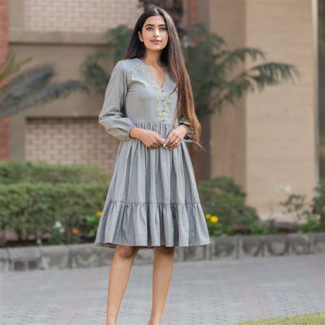 Set workwear outfit goals with Ambraee’s stunning staples! – Ambraee