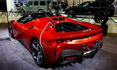 Ferrari to continue to turn out gas guzzlers on its slow road to ...