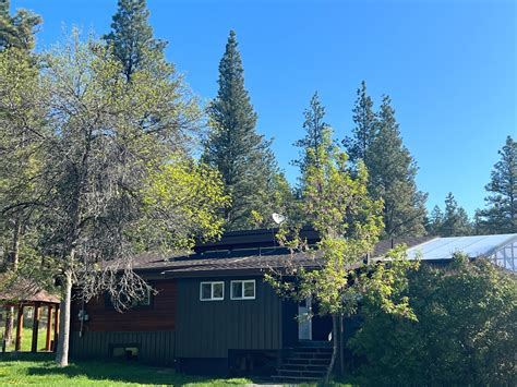 5612 WOLF CREEK ROAD, Wasa, British Columbia - One Percent Realty Ltd ...