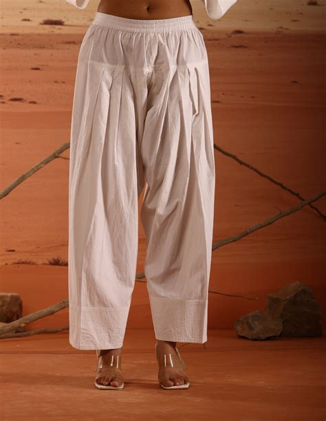 Farshi salwar – Jiraazii