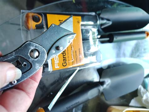Fiskars 373490-1001 Garden Tool Set : Amazon.in: Garden & Outdoors