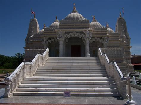 Baps Temple.. chicago | Chicago wallpaper, Chicago, Hindu temple