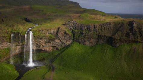 7 Tujuan Wisata di Iceland Terpopuler untuk Traveling - Tokopedia Blog