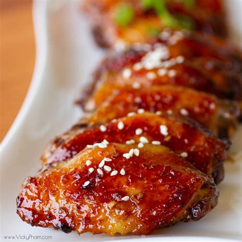Oven-Baked Honey Sriracha Chicken Wings — Vicky Pham