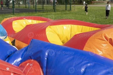 Deflating Inflatable 的图像结果