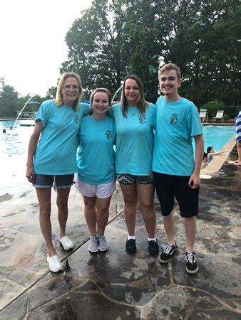 COOL POOL CAFE, Fairfield Bay - Restaurant Reviews, Phone Number ...