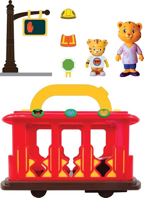 Amazon.com: Daniel Tiger's Neighborhood Deluxe Electronic Trolley ...