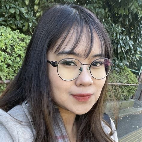 Nur - Chemistry teacher - ₹778/h