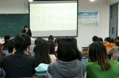 蚌埠学院蚌埠学院外国语学院2021级新生开学典礼顺利举行