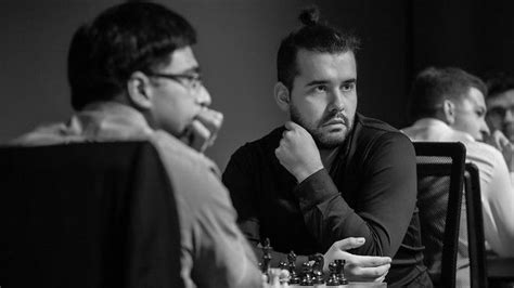 Unconquerable Vishy Anand leads Paris Grand Chess Tour event with 5.0/6 ...