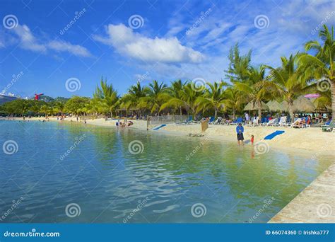 Cable Car In Mahogany Bay In Roatan, Honduras Royalty-Free Stock Image ...