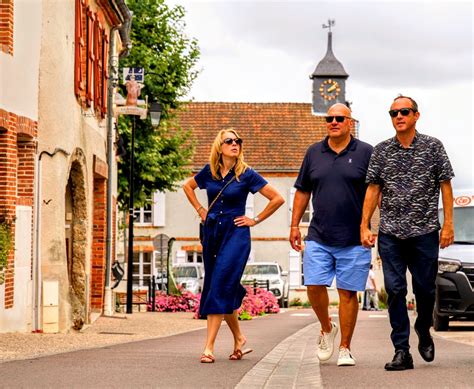 What is Champagne? A guide into the Glorious Sparkling Wine