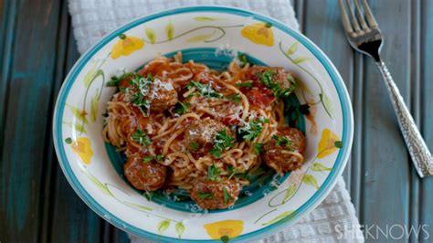 Slow cooker spaghetti and meatballs