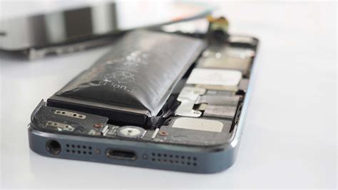 What to Do If Your Smartphone’s Battery Is Swollen | Tom's Guide