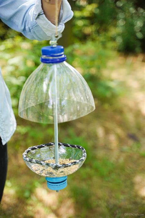 Simple Repurposed Plastic Bottle Bird Feeders - DIY & Crafts