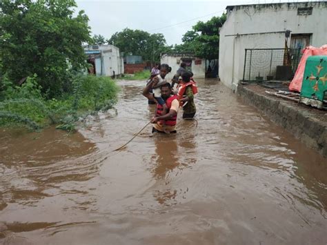 Six members drowned in Kundu flood; Three bodies found
