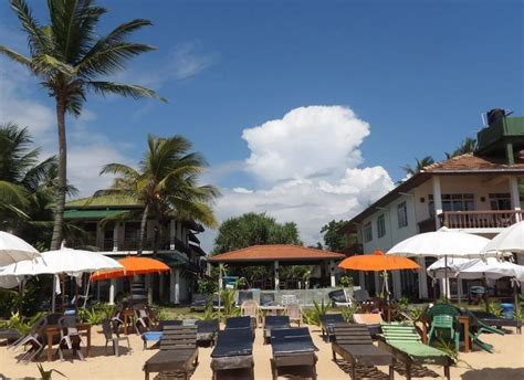 Pearl Island Beach Hotel ₹ 5,718. Hikkaduwa Hotel Deals & Reviews - KAYAK