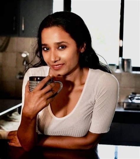Tannishtha Chatterjee Talks About Her Initial Days In The Industry, I ...