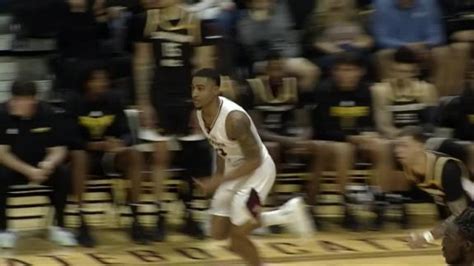 Nighael Ceaser with the massive block at the rim - ESPN Video