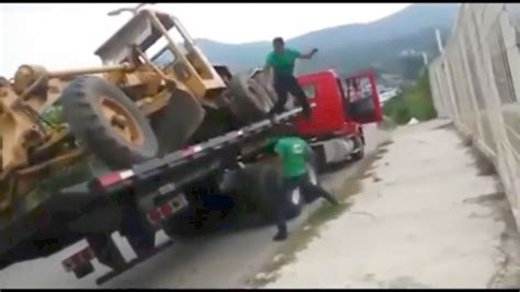 Construction Equipment Fails Compilation 的图像结果