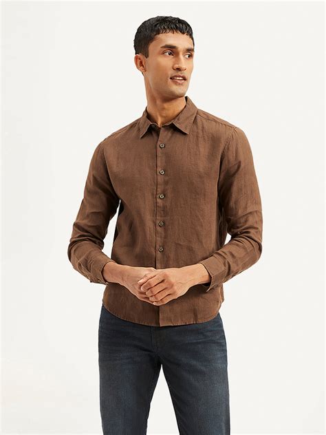 Men's Redloop Solid Slim Fit Shirt – Levis India Store
