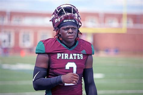 CLASS OF 2024 SENIOR STARS: Alim Parks, Cedar Creek football - South ...