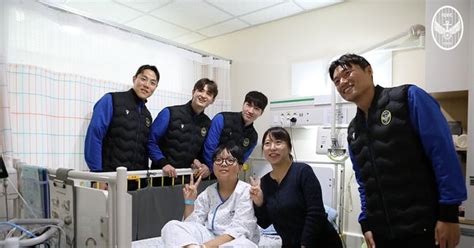 Incheon United players uplift young patients at Inha University ...