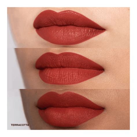 Luxe Defining Lipstick • 08 Terracotta