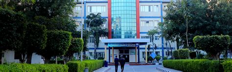 University College of Education | Guru Kashi University