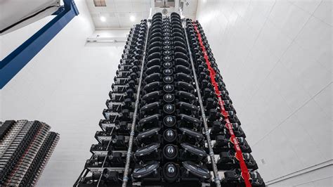 What Does A Starlink Satellite Look Like? - Nosp What Does It Look Like