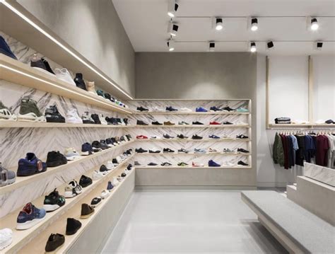 Local Store Shop Design 的图像结果