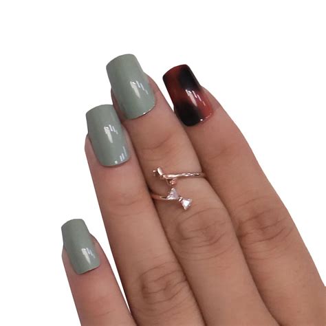 PRINTED LONG SQUARE NAILS (NAIL KIT INCLUDED) – Beromt