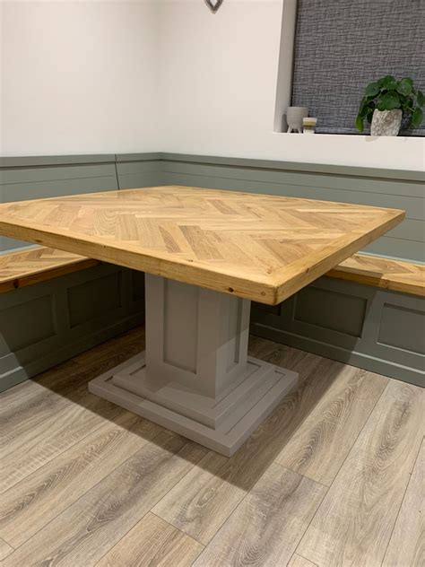 Herringbone Seating 的图像结果